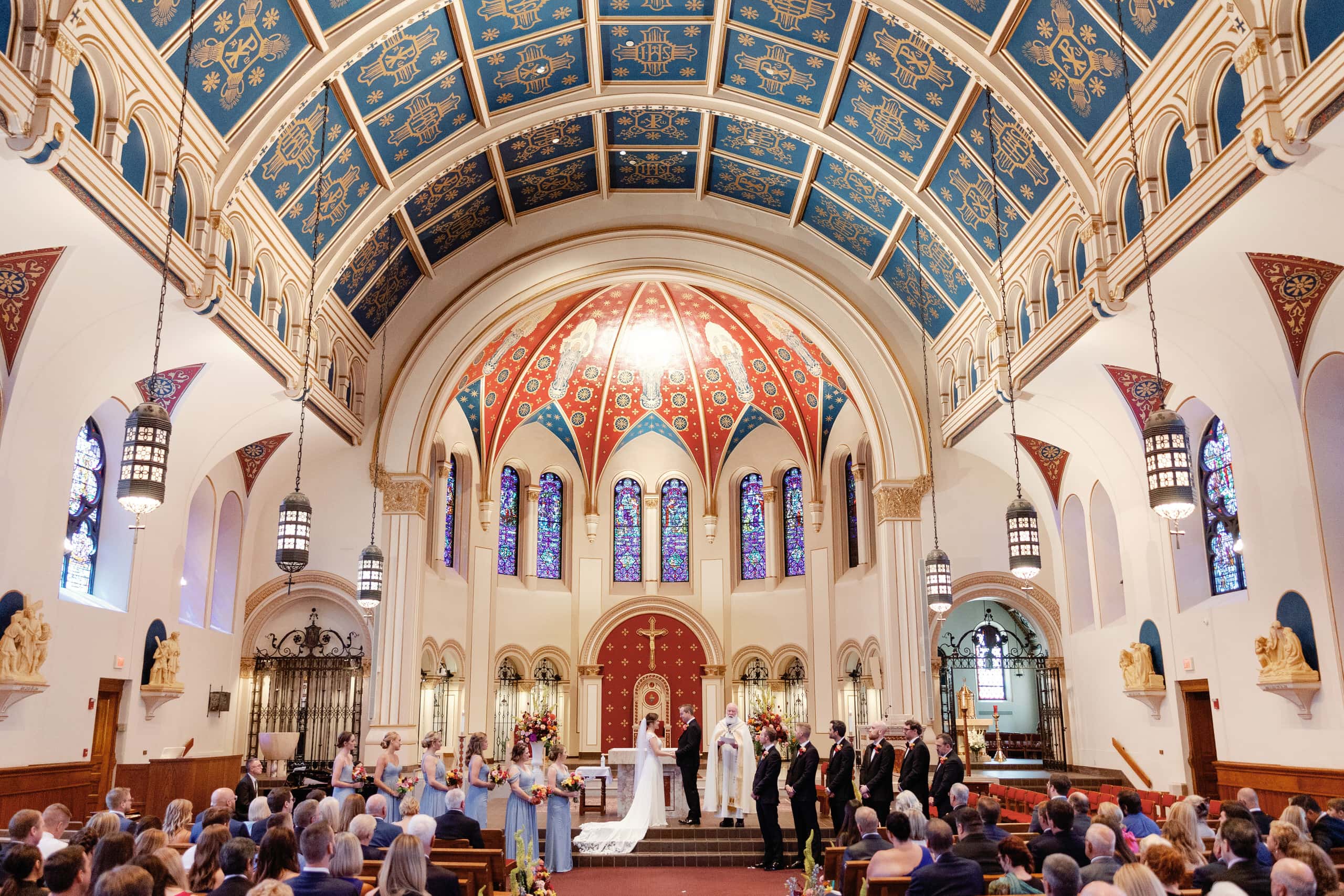 Iowa wedding planning tips & resources for catholic weddings